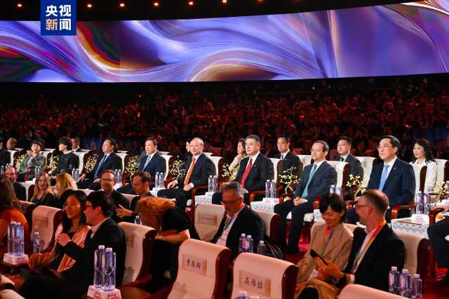 An Bude Bikin Fina-Finai Na Kasa Da Kasa Karo Na 15 Na Birnin Beijing