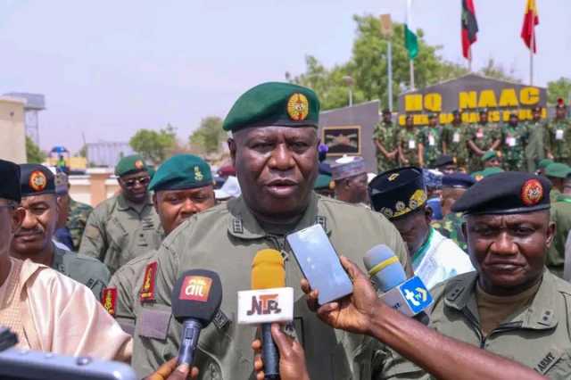 Sabbin Dabarun Yaƙi Da Ta’addanci: Nan Ba Da Jimawa Ba, ‘Yan Ta’adda Za Su Ɗanɗana Kuɗarsu – COAS