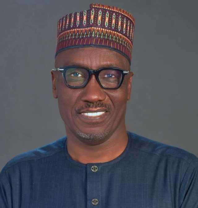 Tsohon Shugaban NNPC, Kyari Ya Musanta Zargin Faɗawa Tarkon EFCC