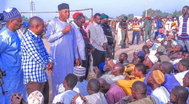 Zulum Ya Mayar Da ‘Yan Gudun Hijira 6,000 Garuruwansu A Borno