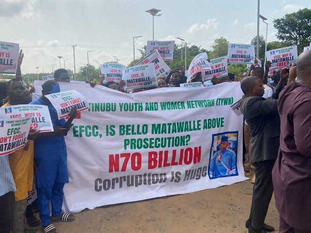 Mambobin APC Sun Buƙaci EFCC Ta Sake Buɗe Binciken Matawalle