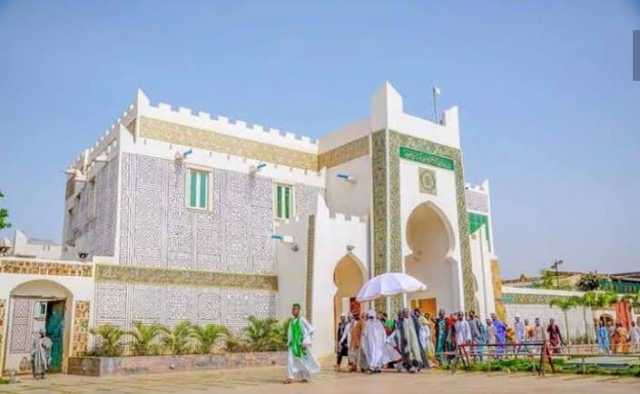Wasu Ma’aikatan Fadar Kano Sun Maka Sarki Sanusi Gaban Kotu