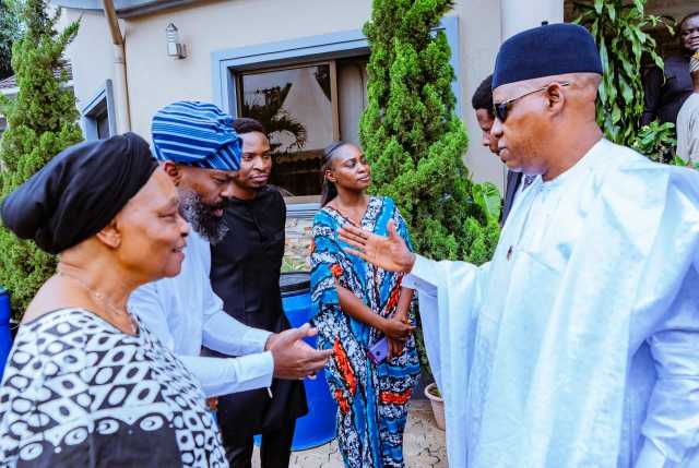 Shettima Ya Jagoranci Tawagar Gwamnatin Tarayya Don Yi Wa Iyalan Ogbeh Ta’aziyya