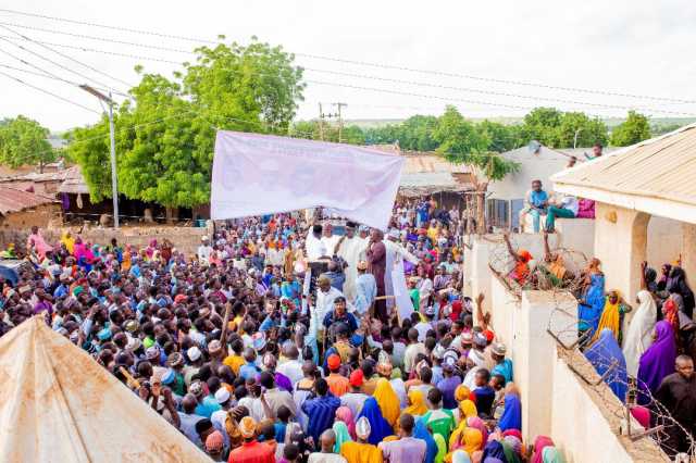 Ɗaruruwan ‘Yan APC Sun Koma ADC A Sakkwato Saboda Rashin Tsaro Da Talauci