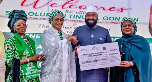 Remi Tinubu Ta Bai Wa Waɗanda Ambaliya Ta Shafa A Neja Tallafin N1bn