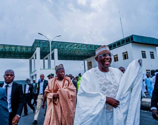 Yadda Ganduje Ya Janye Hannun Jarin Jihar Kano, Ya Saka Ƴaƴansa 3 A Dala Inland Dry Port