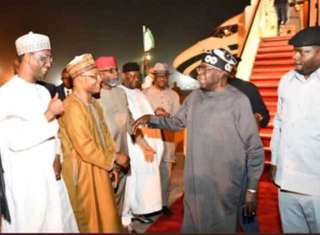 Da Ɗumi-ɗumi: Tinubu Ya Dawo Abuja Bayan Hutun Sati 2 A Ƙasar Faransa