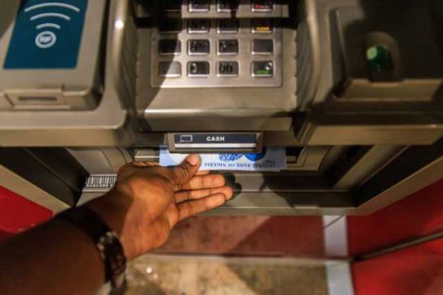 CBN Ya Soke Cire Kuɗi Kyauta A ATM, Ya Ƙaddamar Da Sabbin Kuɗaɗen Caji