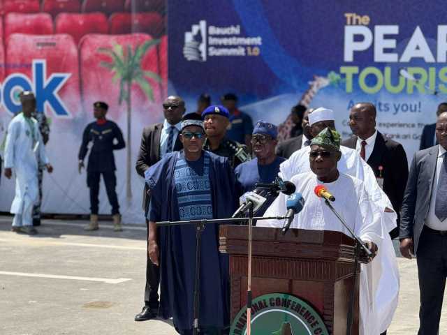 HOTUNA: Yadda Obasanjo Ya Ƙaddamar da Sabuwar Cibiyar Taron Ƙasa Da Ƙasa A Bauchi