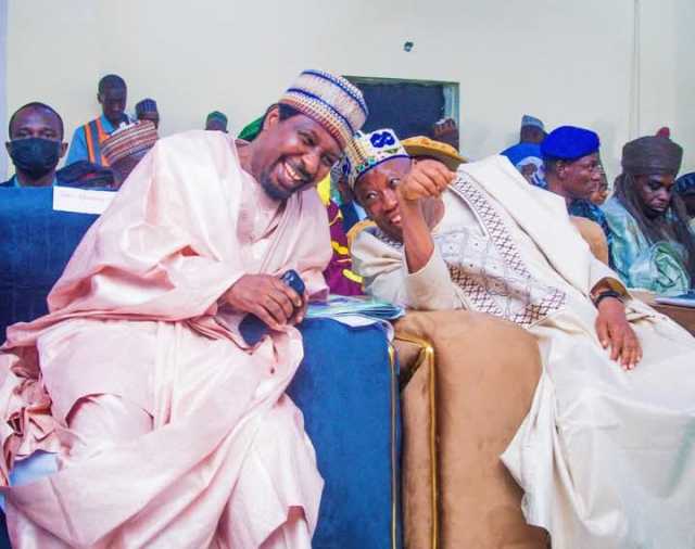 Jiga Jigan APC Sun Ziyarci Majalisar Wakilai Bayan Sauya Sheƙar Ƴan NNPP 2