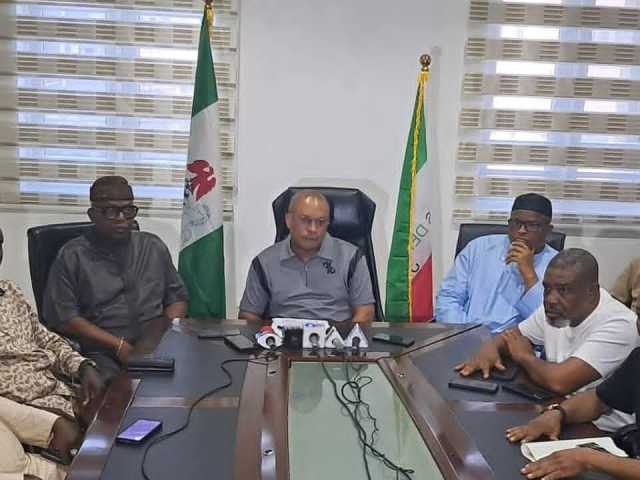 Rikicin PDP Ya Ƙara Ta’azzara Yayin Da Ɓangarori Ke Dakatar Da Juna