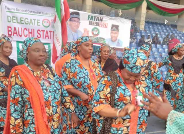 Wakilai Daga Jihohi 19 Sun Isa Ibadan Don Taron PDP Na Ƙasa