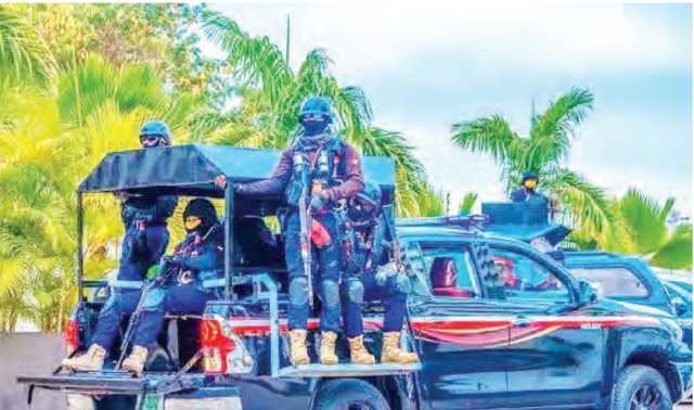 NSCDC Ta Cafke Mutum Biyu Bisa Zargin Satar NAPEP Da Safarar Miyagun Kwayoyi A Kano