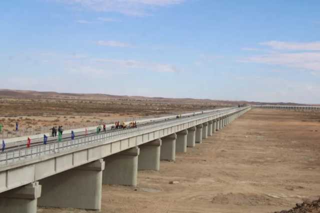 Kamfanin CRCC Ya Kammala Shimfida Hanyar Jirgin Kasa A Gadar Layin Dogo Mafi Tsawo A Afrika Dake Algeria