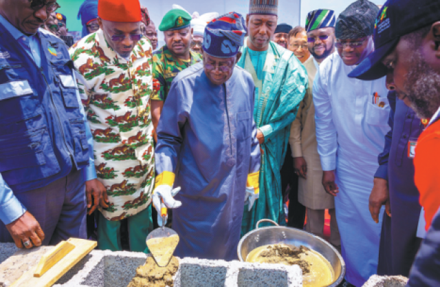 Ma’aikatar Ayyuka Ta Bayyana Nasarorin Tsakiyar Zango Karkashin Shirin “Renewed Hope” na Shugaba Tinubu