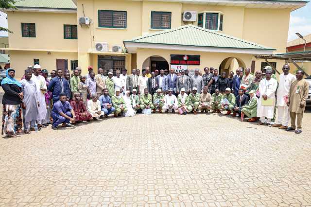 EFCC Ta Yi Gargadi Kan Damfara Ta Hanyar Kuɗaɗen Intanet da Zuba Jari